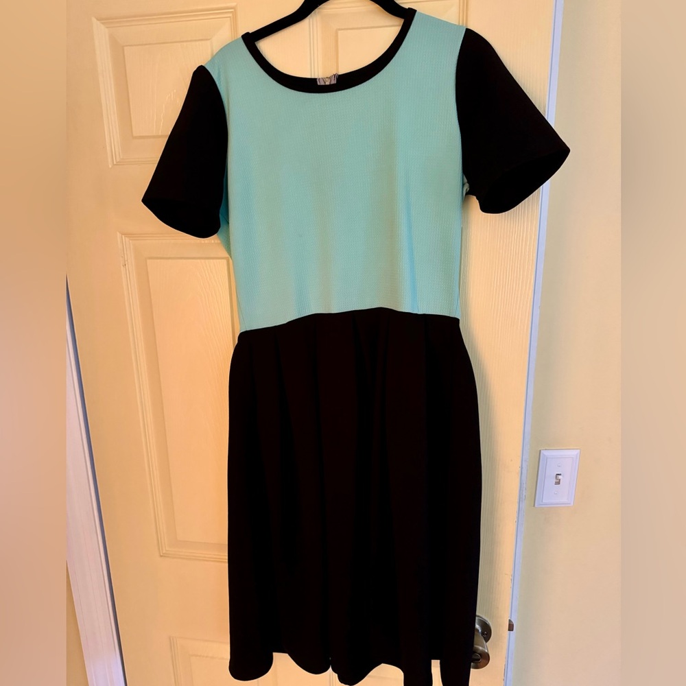 Lularoe Amelia Dress Black & Mint Color block